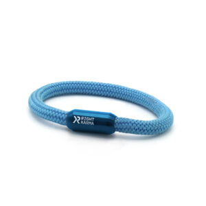 right-karma-Armband-Segeltau-blau-verschluss-blau-kite-surfer-sea-spirit Accessoire für Surfer, Segler and maritime Fans
